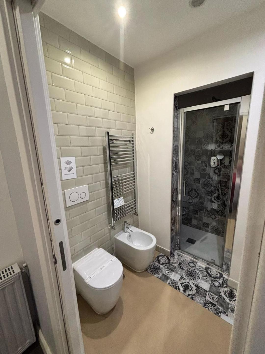 Trevi Contemporary Suite Roma Exterior foto