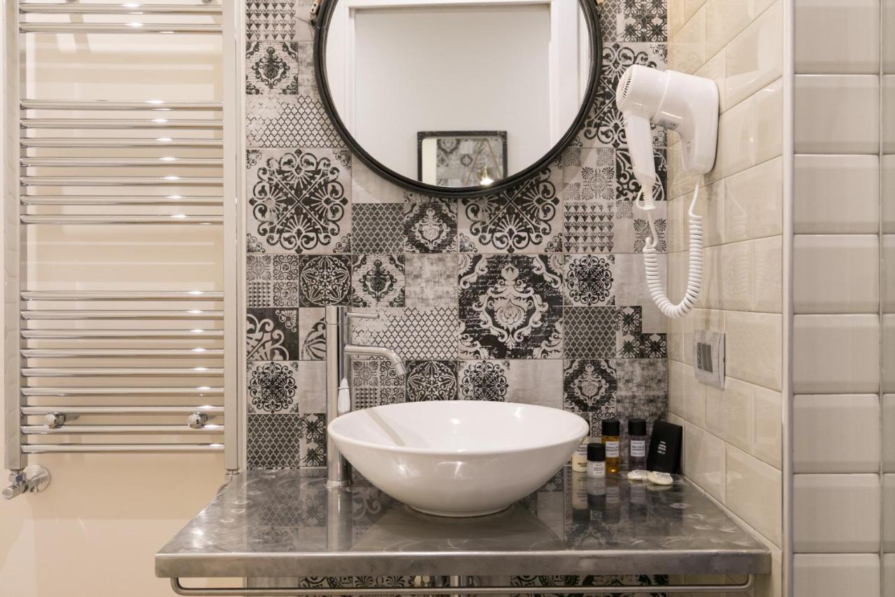 Trevi Contemporary Suite Roma Exterior foto